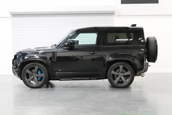 Land Rover Defender 90 2021 photo 4