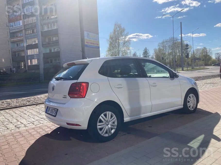 Volkswagen Polo 2015 photo 4