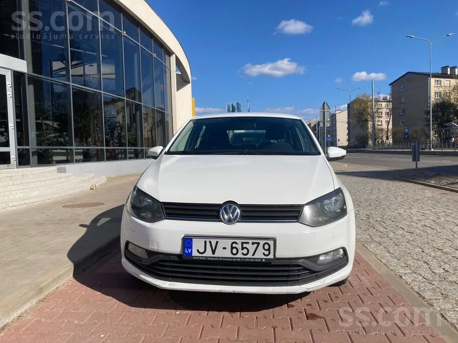 Volkswagen Polo 2015 photo 2