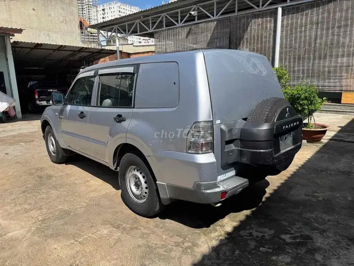 Mitsubishi Pajero 2008 photo 5