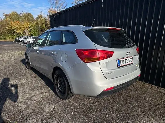 Kia Ceed 2013 photo 4