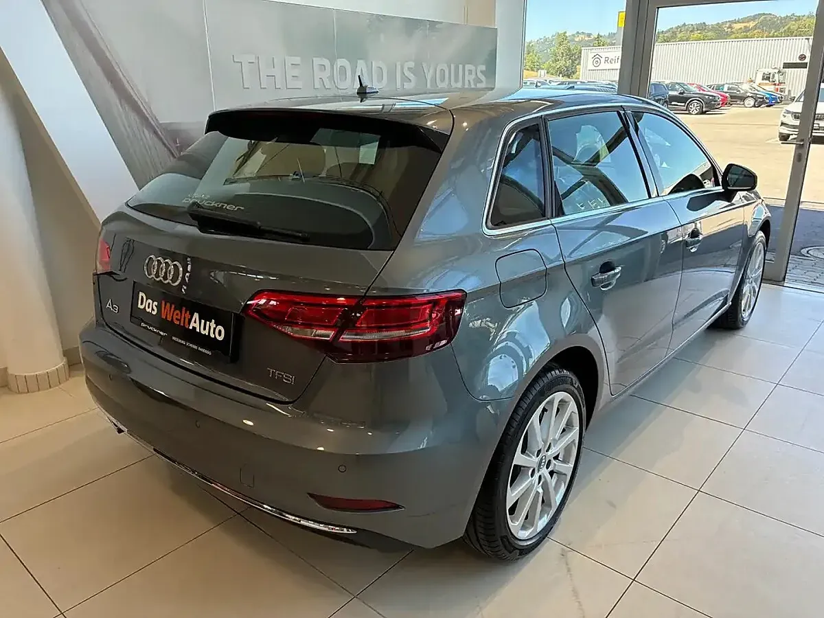 Audi A3 2017 photo 2