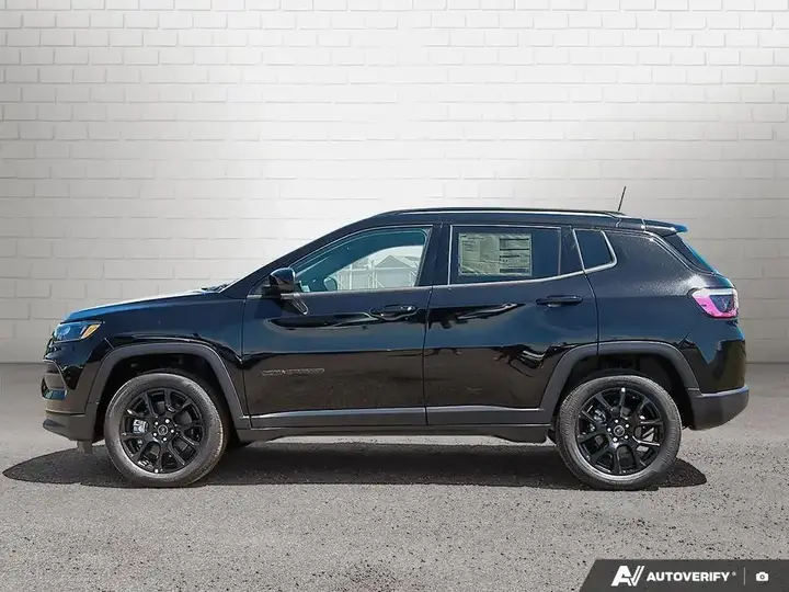 Jeep Compass 2026 photo 3