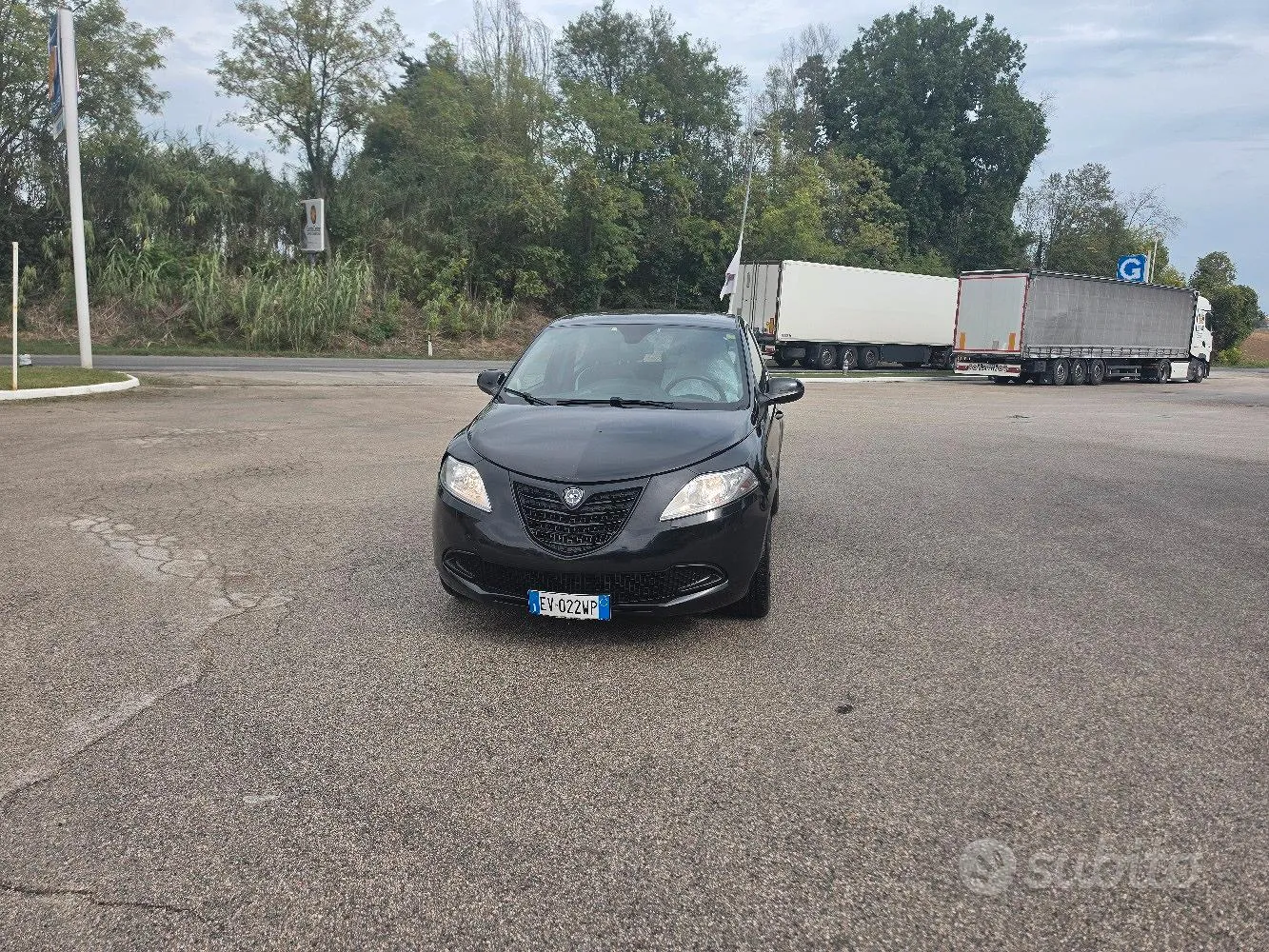 Lancia Ypsilon 2014 photo 2