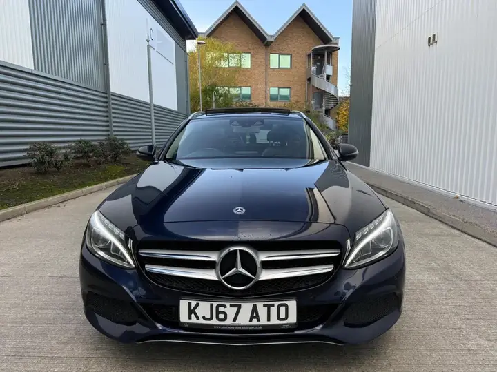 Mercedes-Benz C-Class 2018 photo 2
