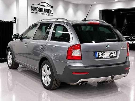 Skoda Octavia 2013 photo 3