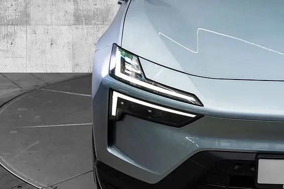 Polestar 4 2025 photo 4