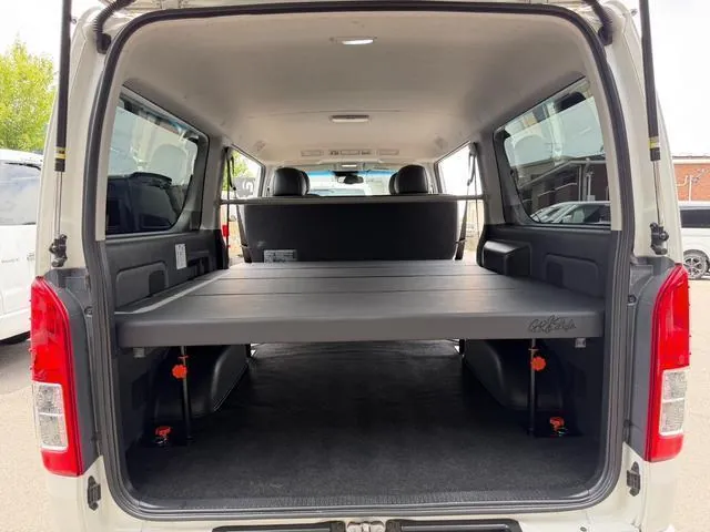 Toyota Hiace Gl Dark Prime 2018 photo 4