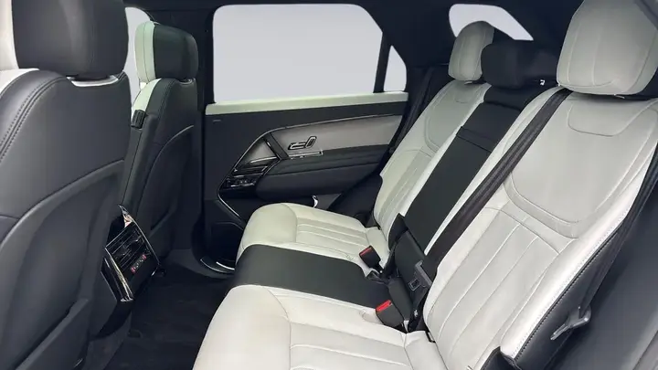 Land Rover Range Rover Sport 2026 photo 4