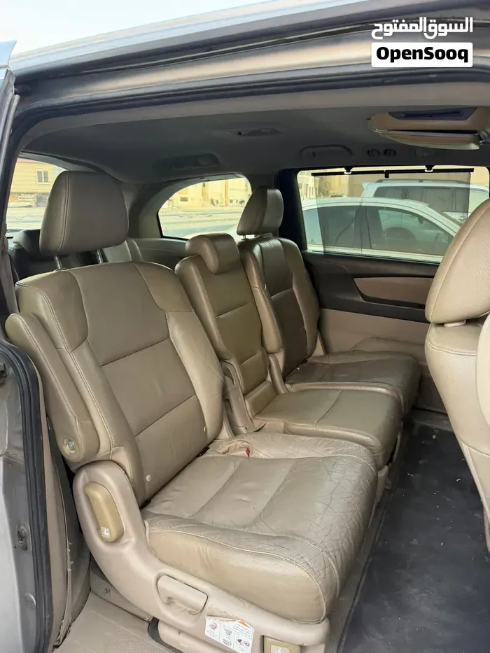 Honda Odyssey 2012 photo 4