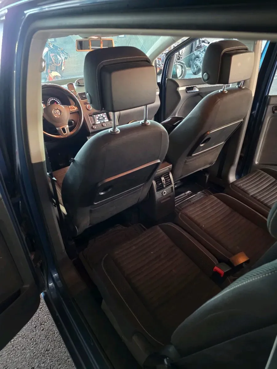 Volkswagen Touran 2014 photo 3