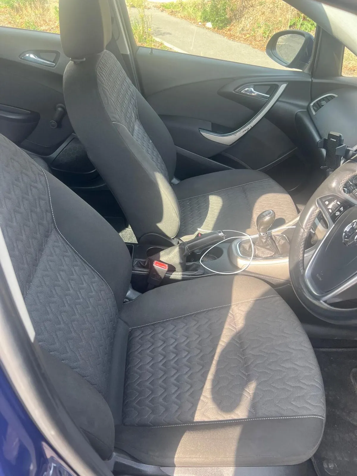 Vauxhall Astra 2013 photo 5