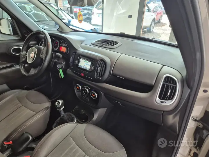 Fiat 500L 2017 photo 2
