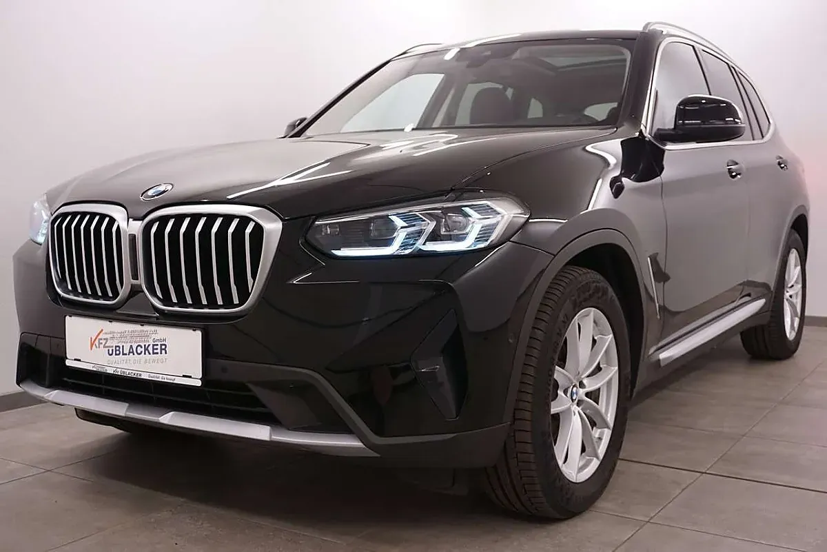 BMW X3 2022 photo 3