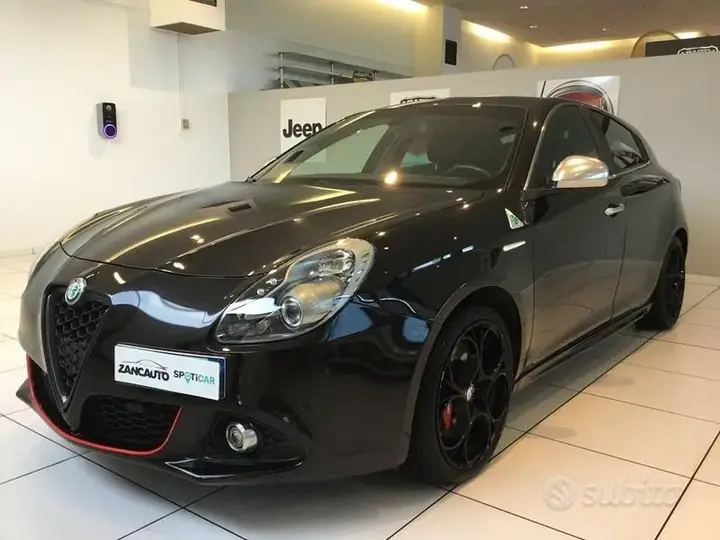 Alfa Romeo Giulietta 2014 photo 3