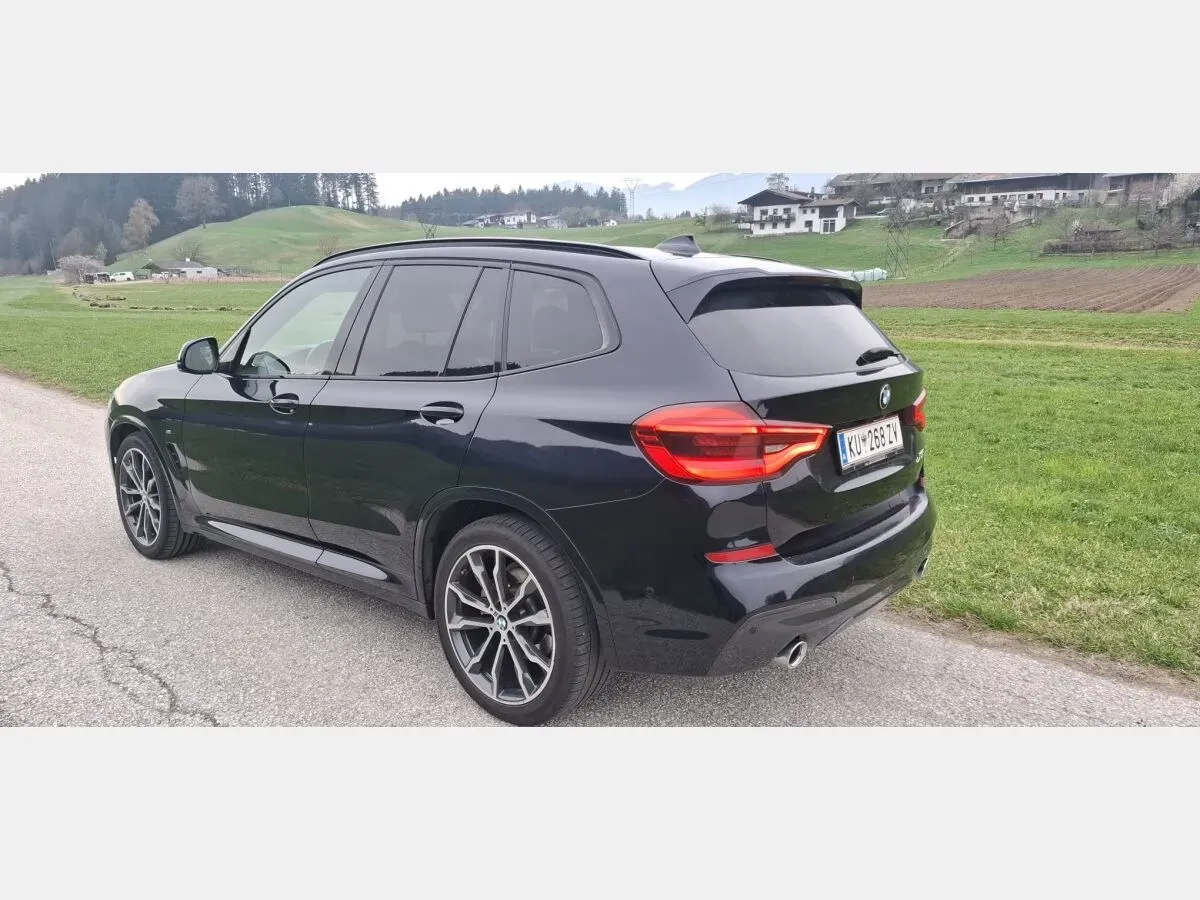 BMW X3 2018 photo 2