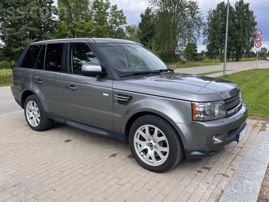 Land Rover Range Rover Sport 2010 photo 3