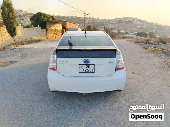 Toyota Prius 2011 photo 4