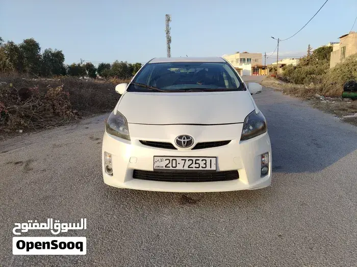 Toyota Prius 2011 photo 2