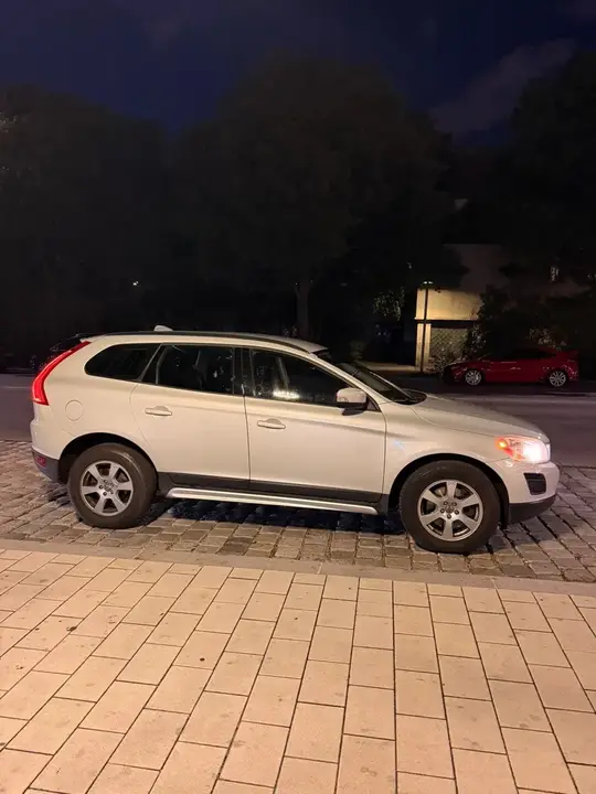 Volvo Xc60 2012 photo 2