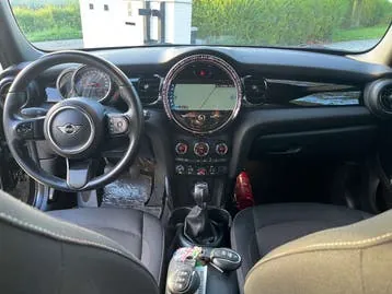 Mini One 2022 photo 2