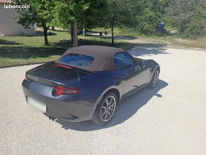 Mazda Mx-5 2023 photo 2