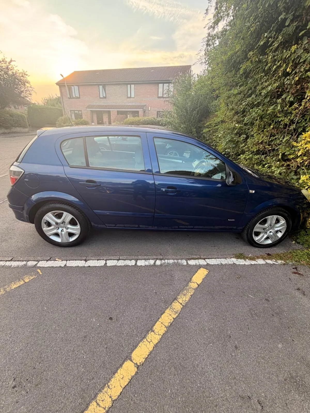 Vauxhall Astra 2008 photo 2