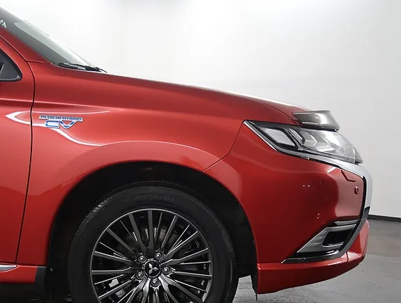 Mitsubishi Outlander 2019 photo 2
