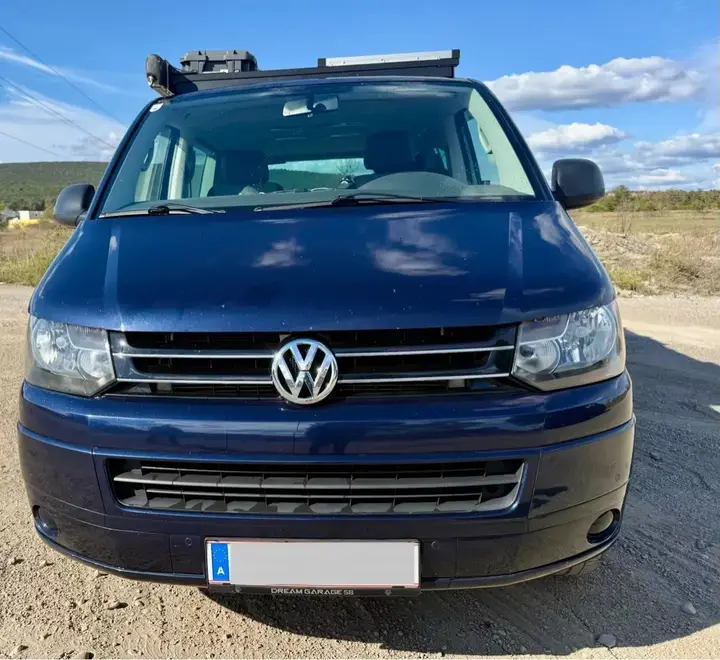 Volkswagen T5 2012 photo 2