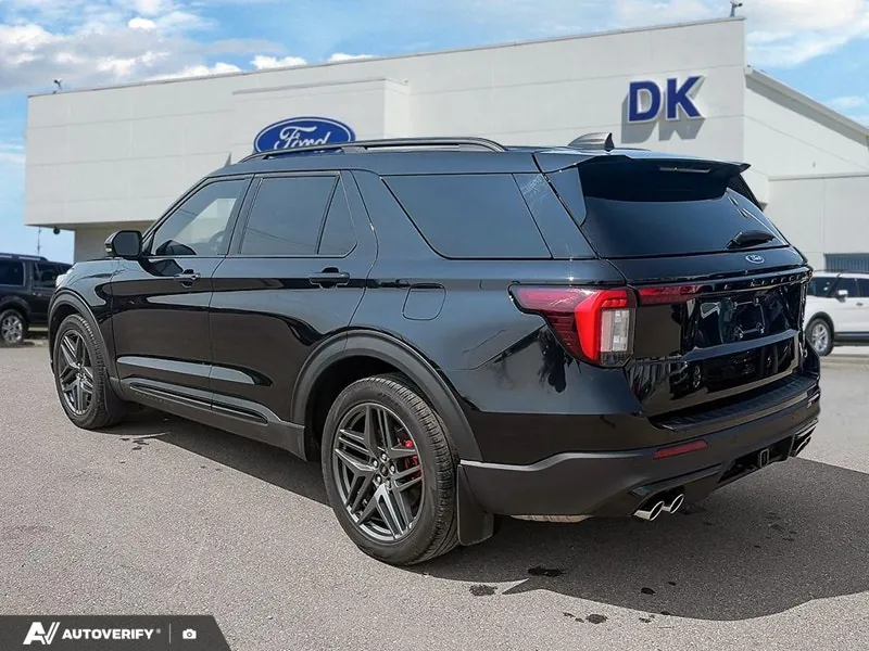 Ford Explorer 2025 photo 5