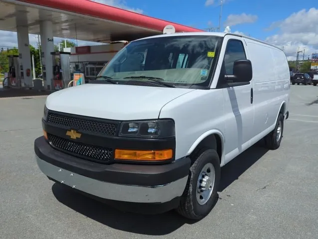 Chevrolet Express 2026 photo 4