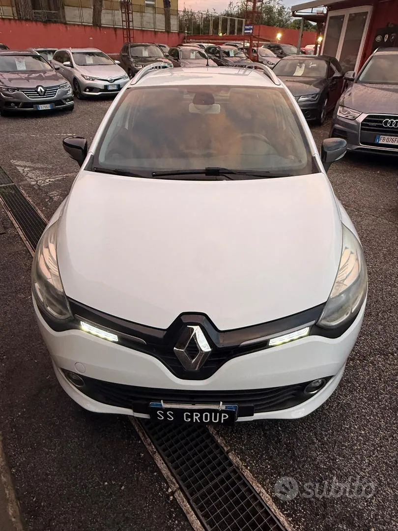 Renault Clio 2015 photo 2