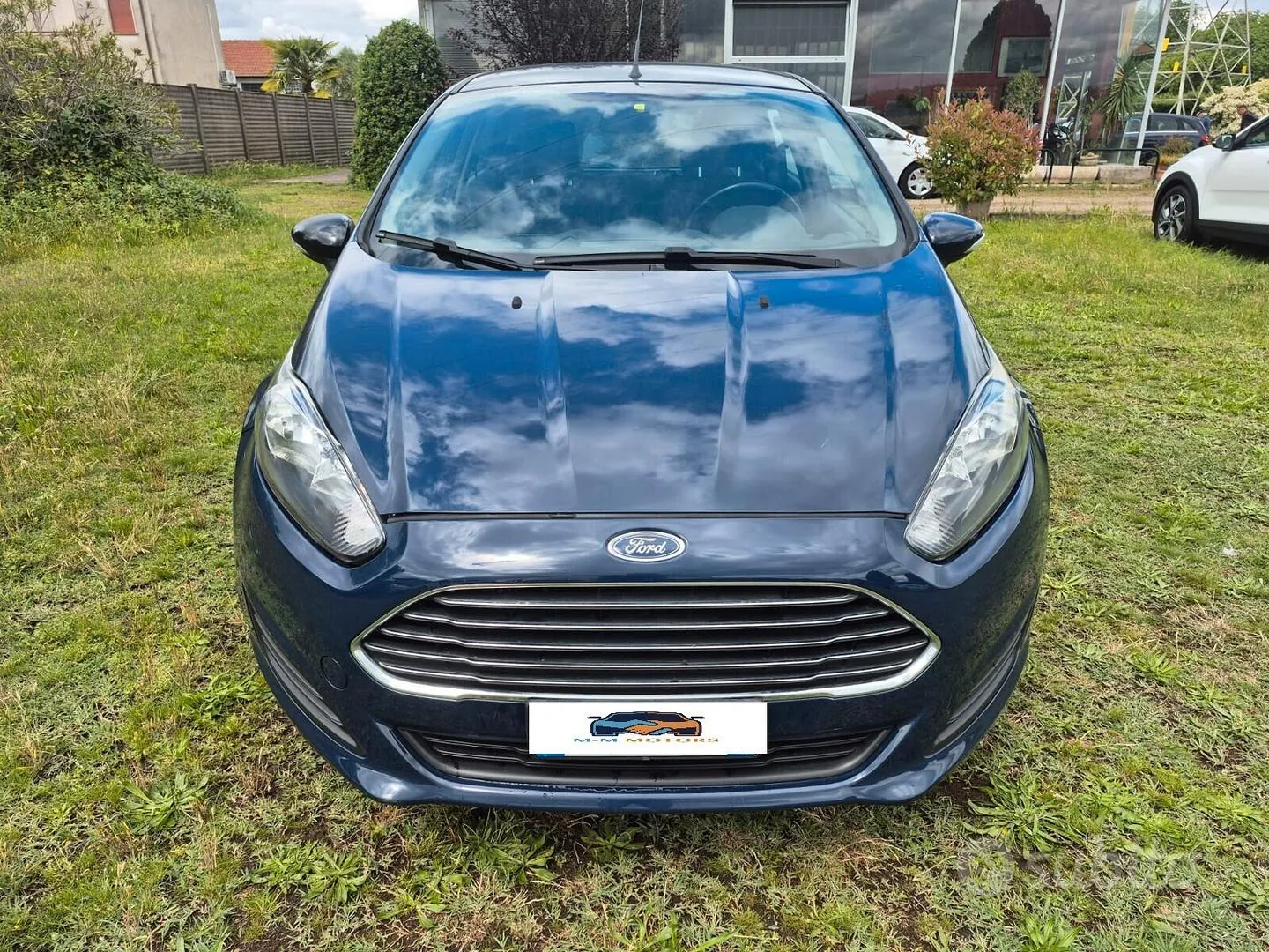 Ford Fiesta 2015 photo 2