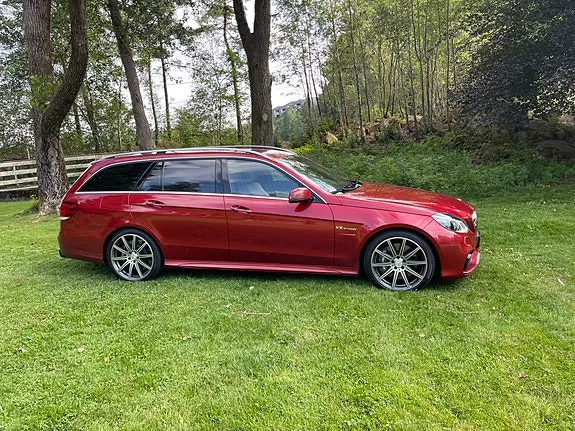 Mercedes-Benz E63 2013 photo 4