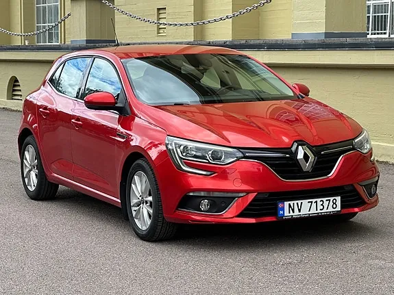 Renault Megane 2016 photo 2