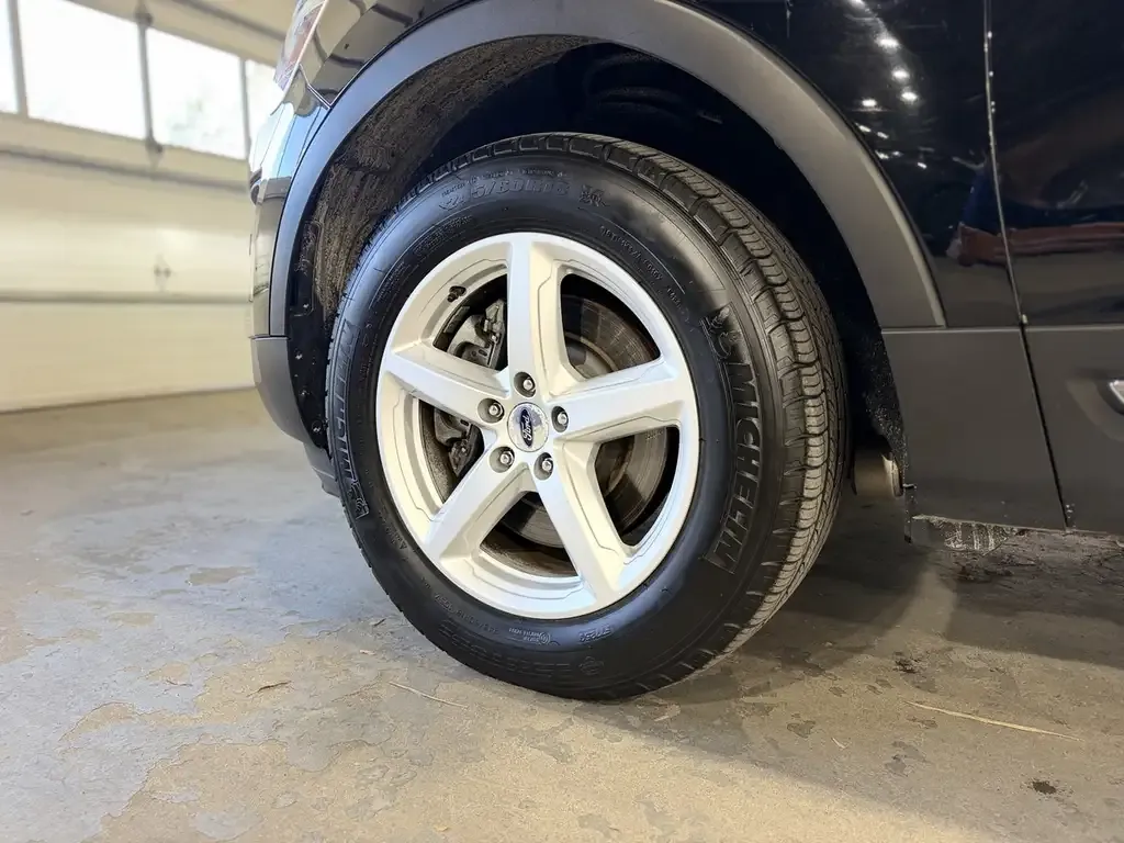 Ford Explorer 2017 photo 4