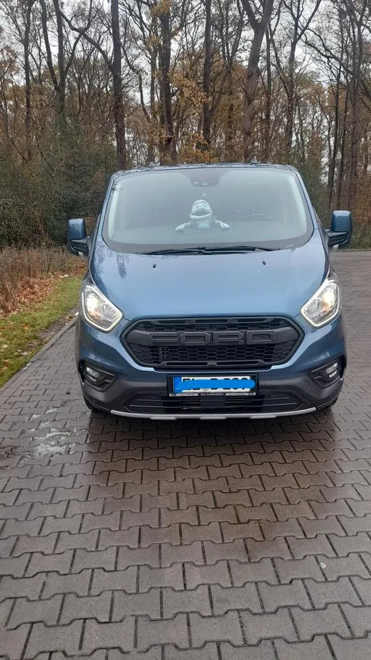 Ford Transit Trail