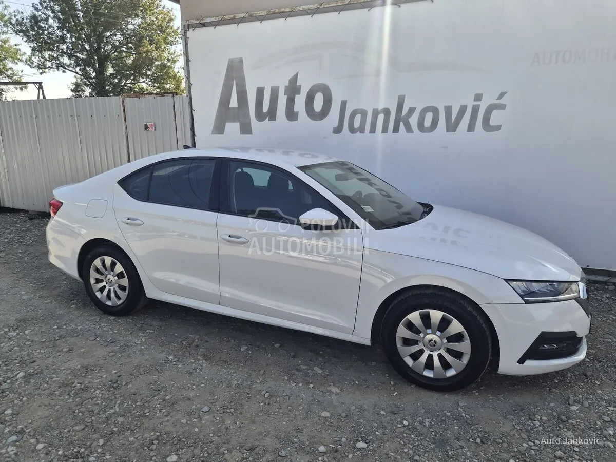 Skoda Octavia 2022 photo 5