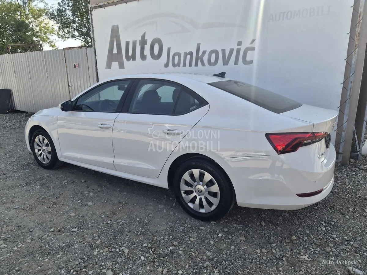 Skoda Octavia 2022 photo 3