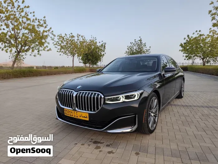 BMW 7 Series 2022 photo 2