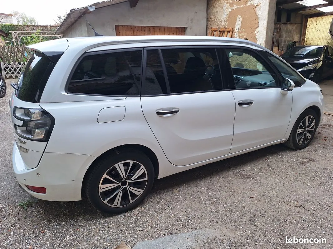 Citroen C4 Picasso 2017 photo 2