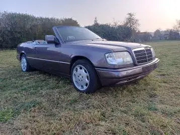 Mercedes-Benz W124