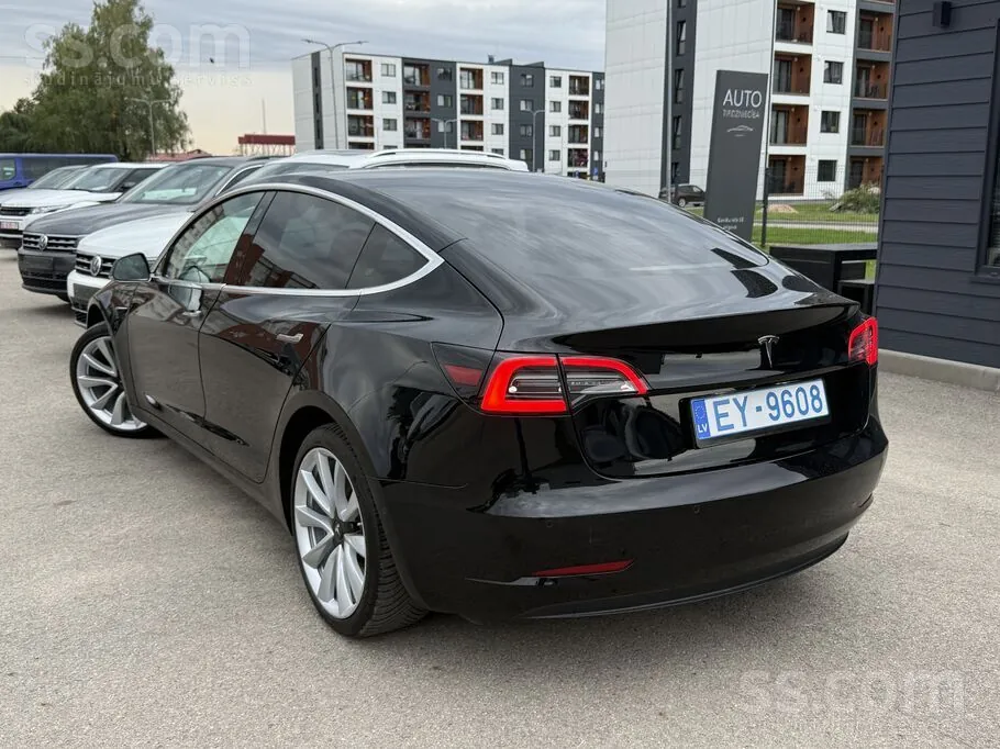 Tesla Model 3 2019 photo 3