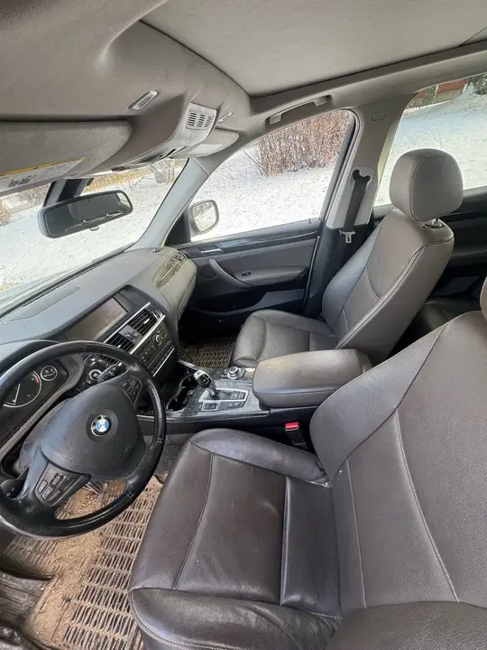 BMW X3 2012 photo 4