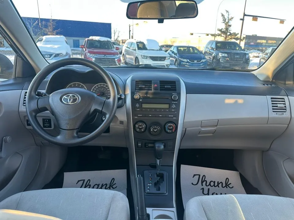 Toyota Corolla 2011 photo 2