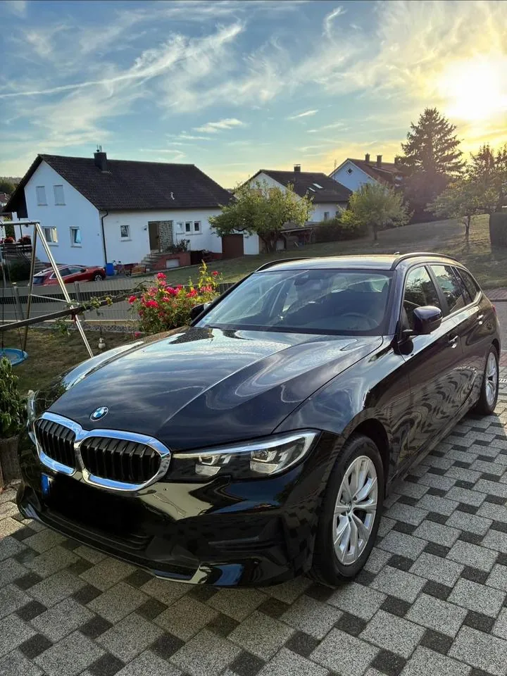 BMW 318I