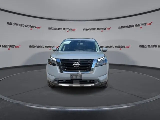 Nissan Pathfinder 2023 photo 3