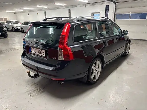 Volvo V50 2011 photo 3