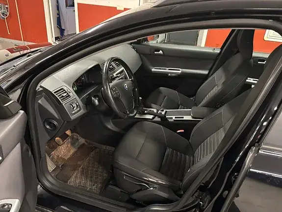 Volvo V50 2011 photo 5