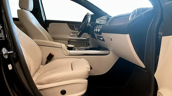 Mercedes-Benz Gla250 E 2023 photo 3